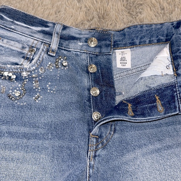 H&M High-Rise Shorts - Picture 9 of 12